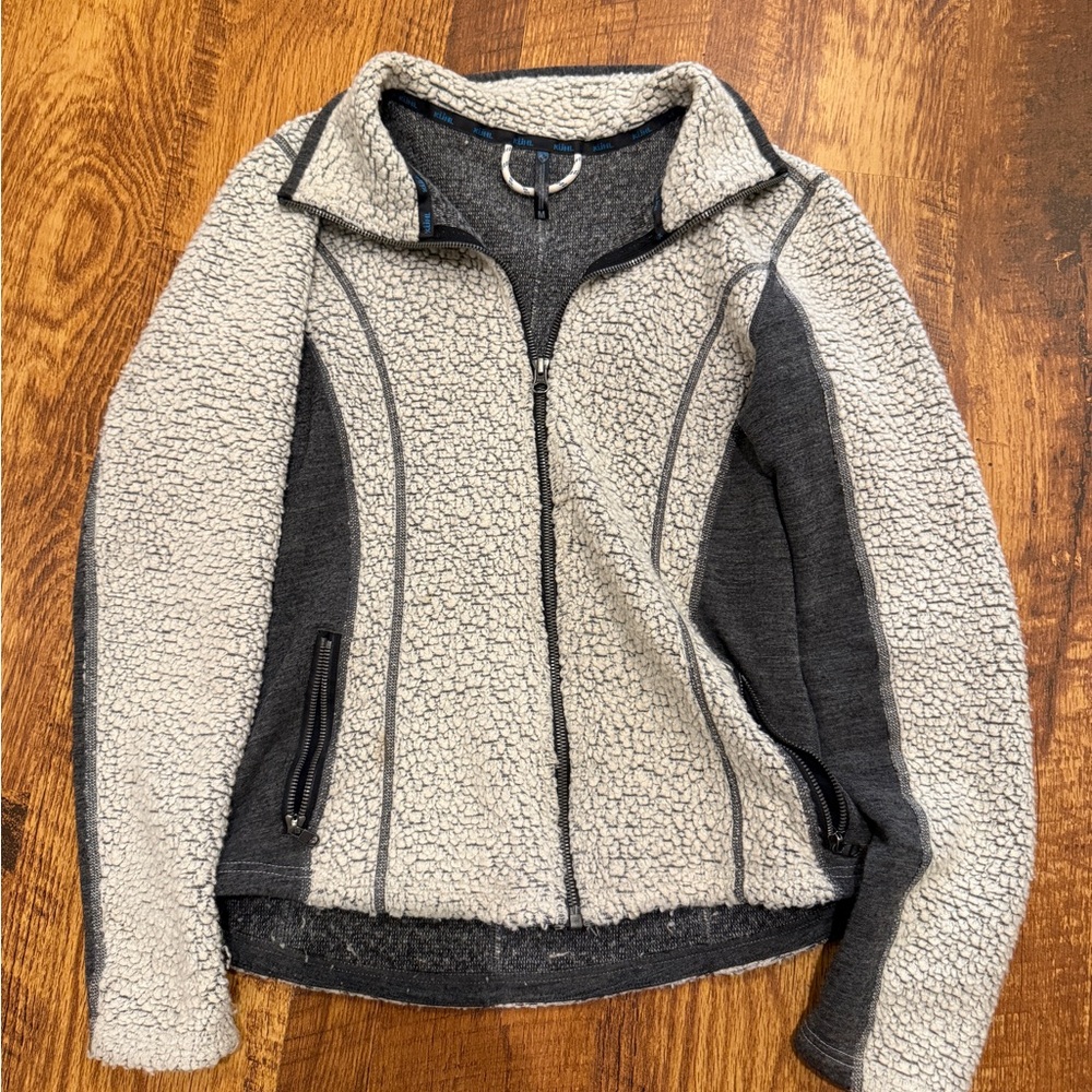 Kuhl Women's Gray and Cream Sherpa Jacket- Medium
